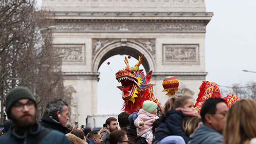 锦绣中国年｜感受过年的喜庆气氛——龙年春节庆祝活动在多国举行