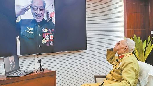 新春走军营·英雄全家福｜跨越72年：“相见”云端到“云端”相见