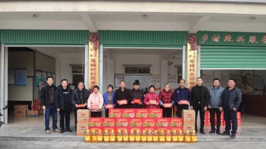 福建省漳州市南靖县总工会持续开展“两节”送温暖活动