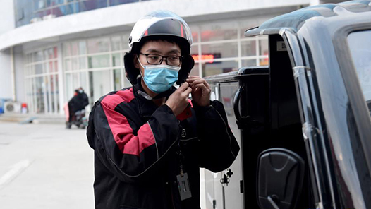 山西朔州三部门连续8年开展快递员春节慰问活动