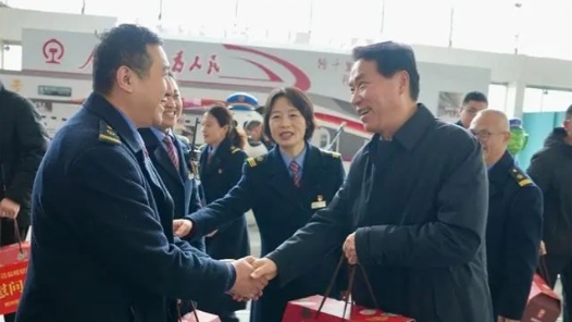 “两节”送温暖 工会在行动 | 四川：“敬业福”直达交通运力保障一线