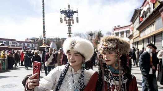 新春走基层丨冬游西藏：拉萨旅游市场人气旺