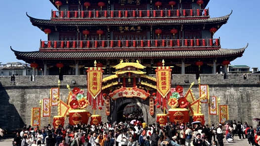 新春走基层｜古城团圆过大年 文旅持续“火出圈”