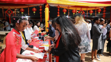 锦绣中国年｜共庆中国年的他们看见了啥？