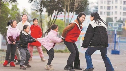 职工安心、孩子欢欣！各地工会爱心托管班里欢乐多