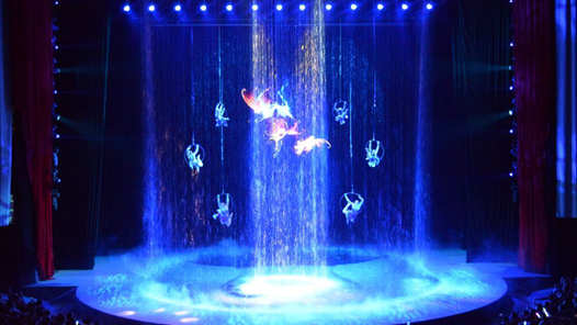 新春走基层｜河南濮阳“好戏连台” 杂技表演流光溢彩年味浓