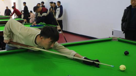 锦绣中国年｜新疆昆玉市竞技健身让新年“热辣滚烫”