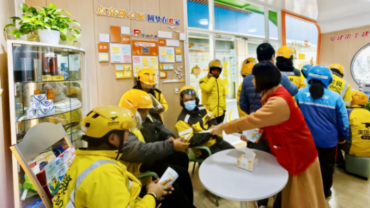 自贡市总工会送温暖物资已全部发放至慰问对象手中