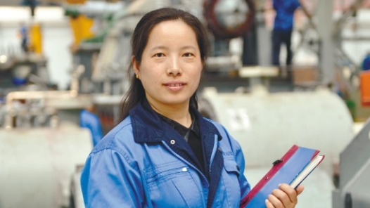 筑梦现代化 共绘新图景·代表委员履职故事 | 为东北老工业基地振兴鼓与呼