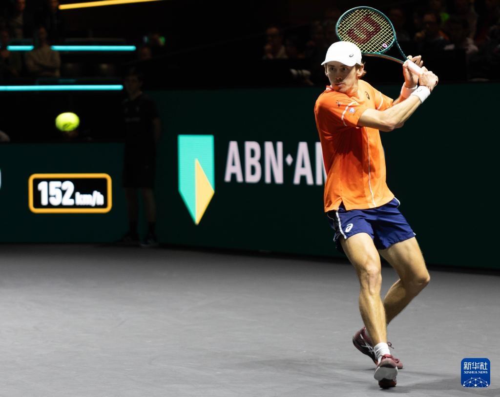 鹿特丹网球公开赛:辛纳夺冠 - 体育 - 中工网