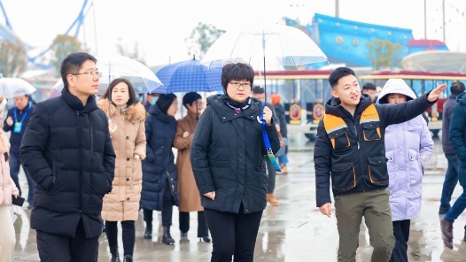 全国政协委员丁亚琳：为健康中国建设助力