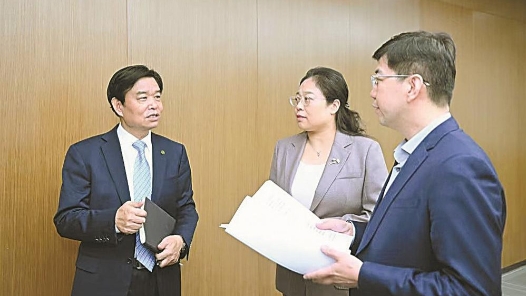 全国政协委员齐明亮：“把群众的心声和希望带到‘两会’上”