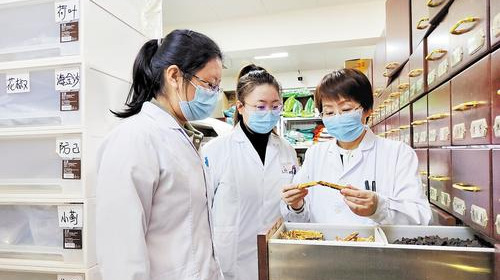 全国人大代表张军：让药草香浸润千家万户