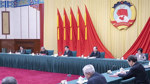 王沪宁主持召开全国政协主席会议