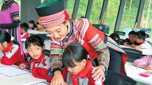 全国政协委员杨钰尼——推动非遗与青年“双向奔赴”