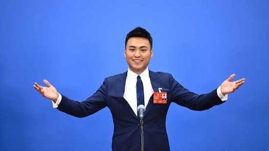 全国政协委员海尼扎提·托呼提——用“新”讲好新疆故事