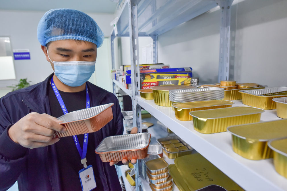 积极作为坚定前行中小微企业发展一线观察