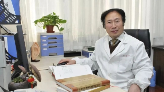 吴焕淦代表：促进交流 推广传统医药文化