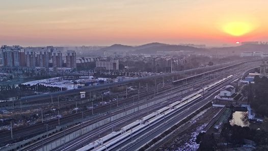 人民论坛：凝聚奋斗的共识和力量