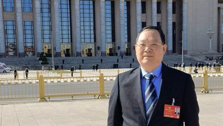 全国人大代表严可仕：盘活高校“沉睡专利”