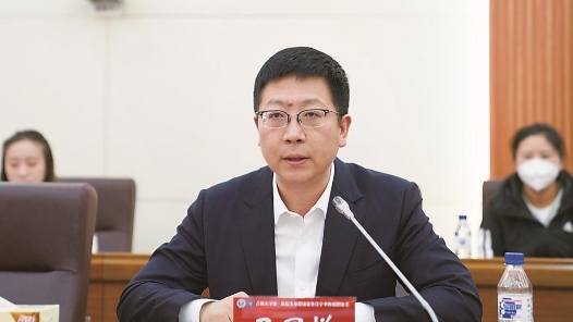 吕国悦代表——盘活人才资源“活水”