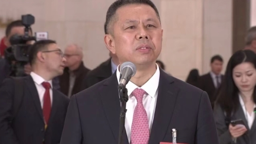 代表通道丨高纪凡答总台记者问：做一名时代的“追光者”