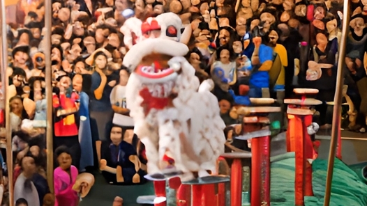 AI数“读”两会丨GDP目标已定！看2024年消费“新引擎”在哪里？