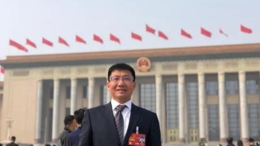 构建安全可信的AI治理框架