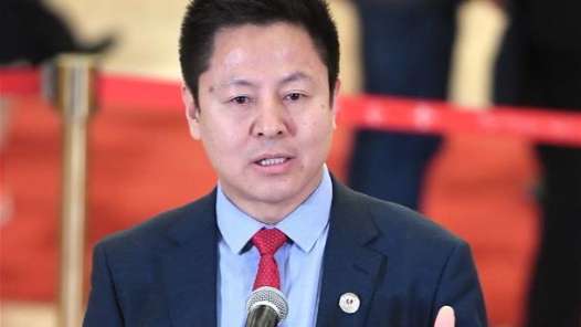 全国政协委员敖虎山：加快普及校园急救设备