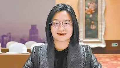 努力培养复合型法官人才