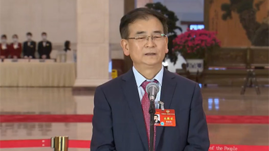 两会速递｜黄宝荣委员：强经济 必须强工业