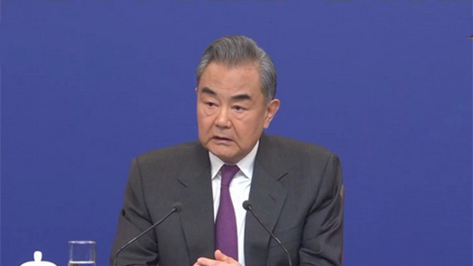 外交主题记者会｜王毅：中方为乌克兰危机止战和谈铺路搭桥