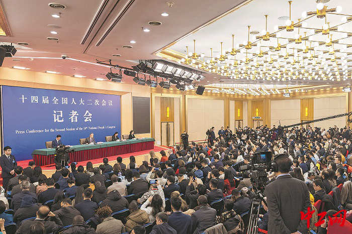 2427981_tpzz_1709828941219_b 2427981_tpzz_1709828941219_b