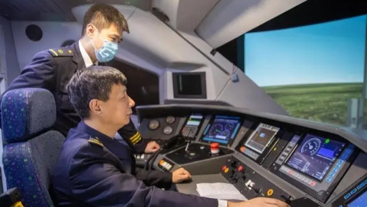 邢云堂代表：复兴号高寒智能动车组再增配