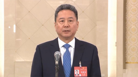 奋力加快建设交通强国——交通运输部部长李小鹏“部长通道”上回答记者提问