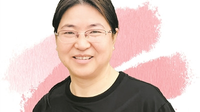 喻连香代表：为宝石加工产业贡献“她力量”