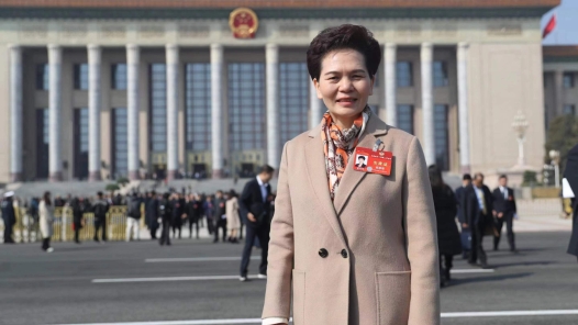 全国政协委员薛景霞：建议支持企业举办职业院校