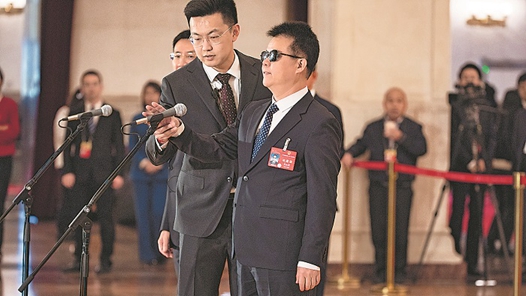 两会通道传真丨“科技+”描绘生产生活新图景