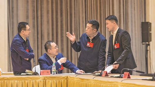 劳模代表话两会