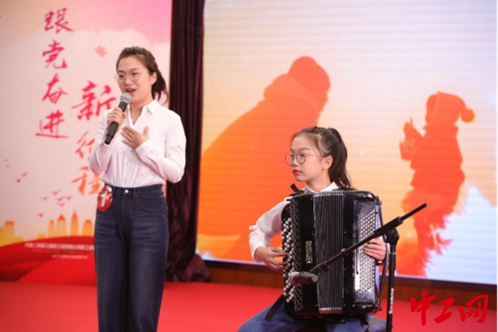 企业 企业实力宠“粉”，“醉”好意思笑靥如花2009