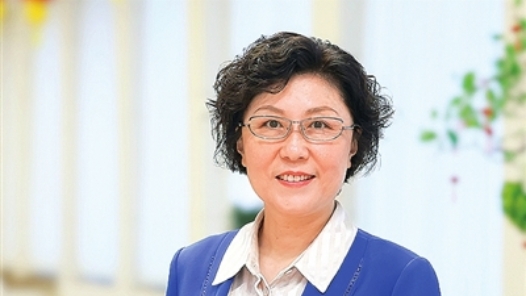 行业先锋 担当作为