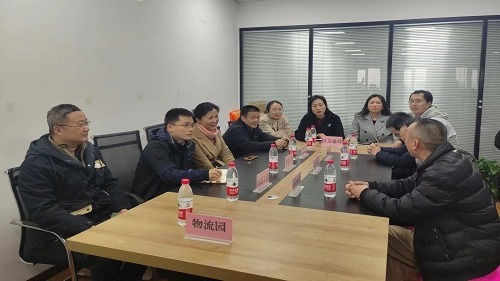 重庆市总工会调研网约车、货车司机建会入会工作