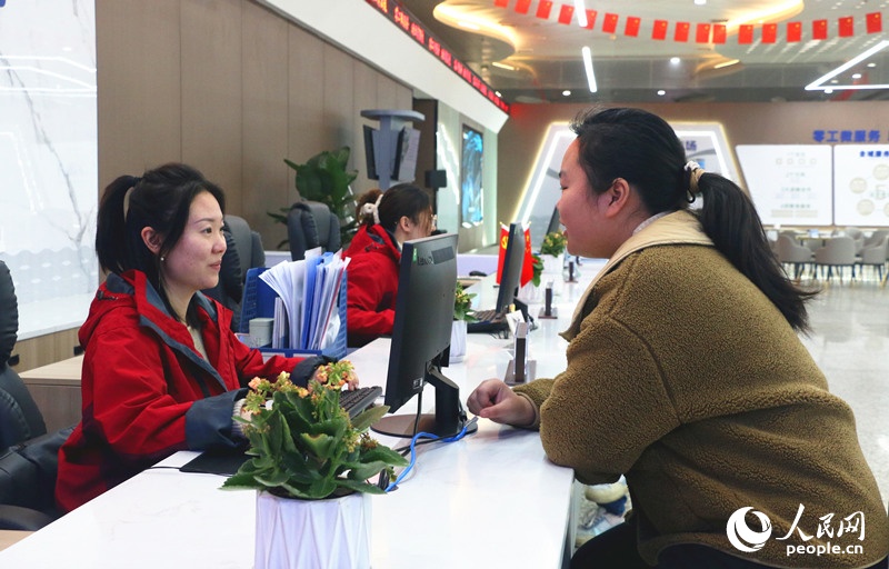 消费品牌,这里便有针对性地打造了"新消费零工市场";在浏阳河畔马栏山