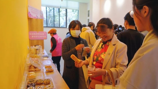 昆明：她们在工会驿站里温暖过“三八”