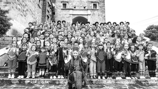 全国政协委员杨钰尼：把非遗“舞”向世界