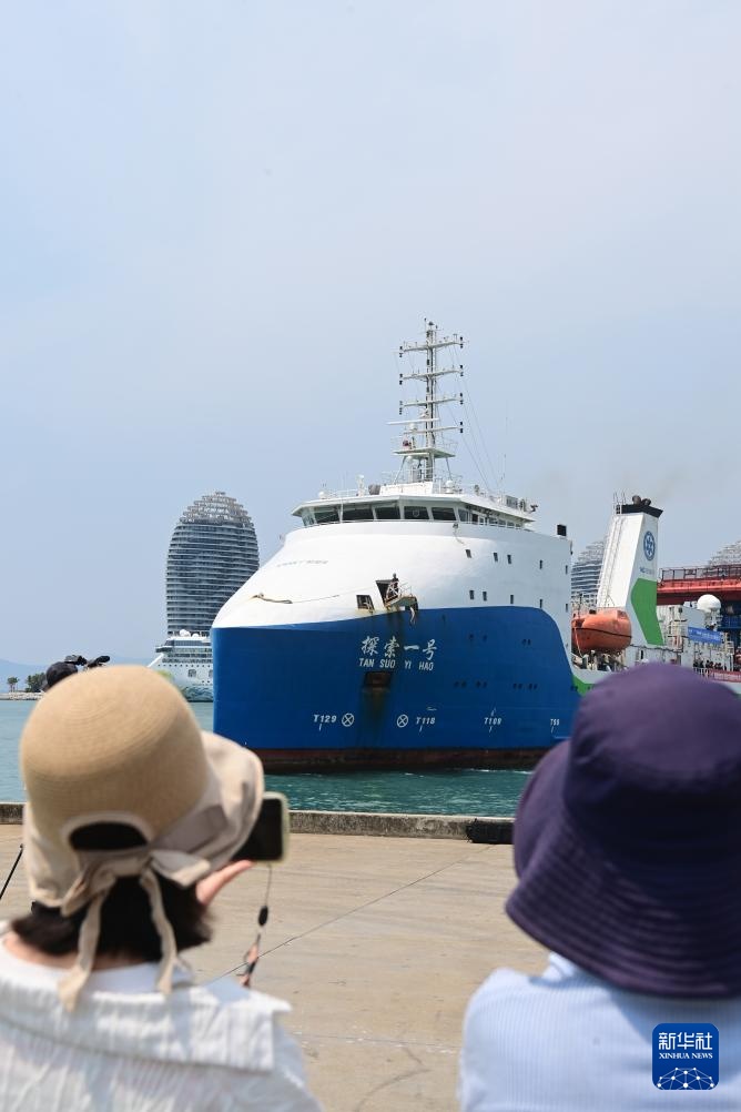 奋斗者号完成首次爪哇海沟深潜任务