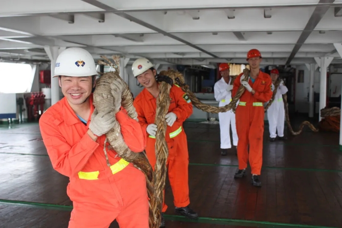 1712915672103 1712915672103