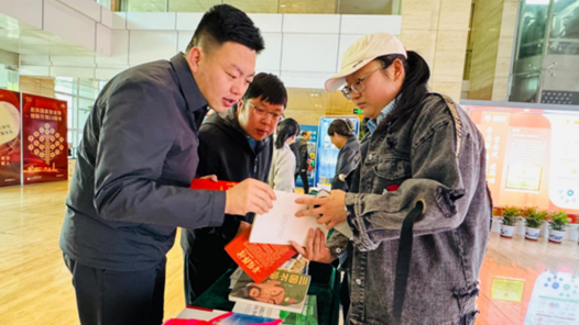 书香润心灵 悦读悦自信