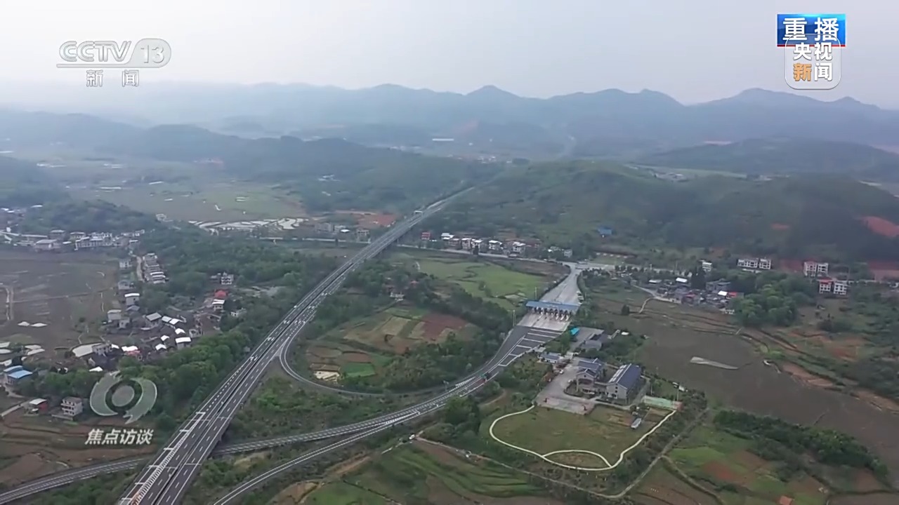 1904373_4096x10000.jpeg