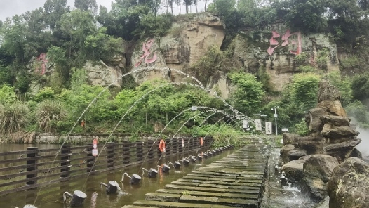 欢庆“五·一”，工会有礼！ 内江市总工会为职工送福利啦